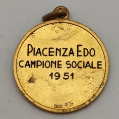 Medaglia Aci Cremona per Piacenza Edo datata 1951 argento 800. Graffi 2
