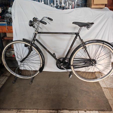 Bici da città Bianchi anni 40/50 nera filetti oro completa restaurata
