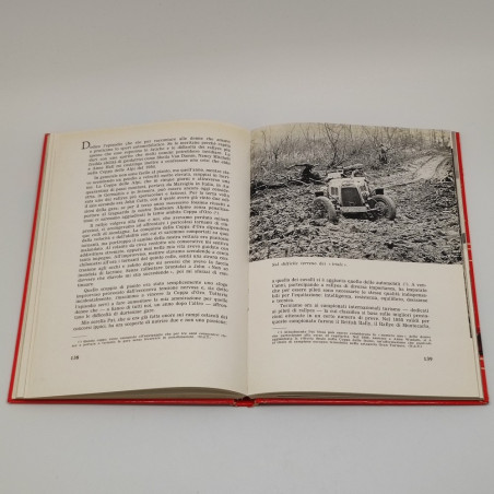 Libro Come diventare pilota da corsa, Stirling Moss, 1959. Sbucciature