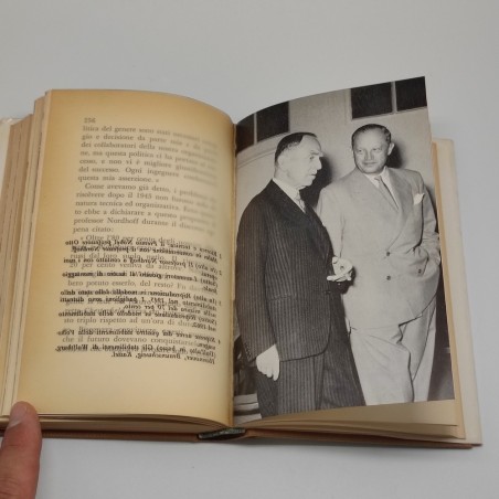 Libro La storia della Volkswagen, Kolling, Collana Il Cammeo, 1962. Buono