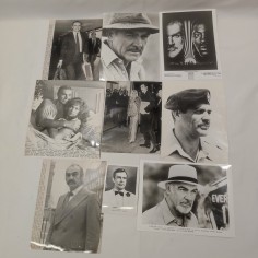 Lotto di 9 Fotografie di Sean Connery in varie annate con annotazioni. Buono 2