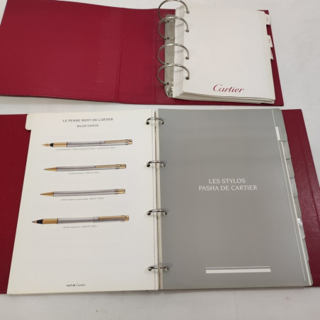 Lotto di 2 cataloghi, listini Cartier accessori e penne. Ingiallimenti e macchie