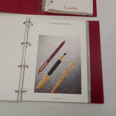 Lotto di 2 cataloghi, listini Cartier accessori e penne. Ingiallimenti e macchie