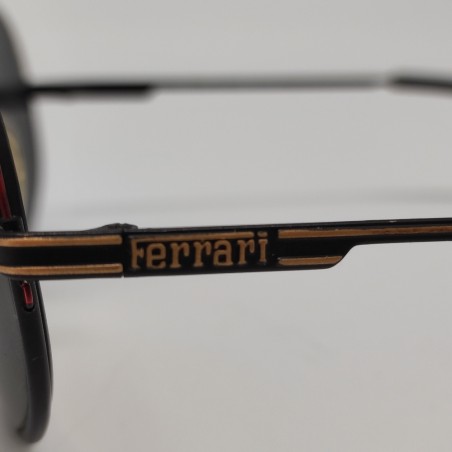 Occhiali da sole Ferrari Formula di Safilo, montatura mod. aviatore