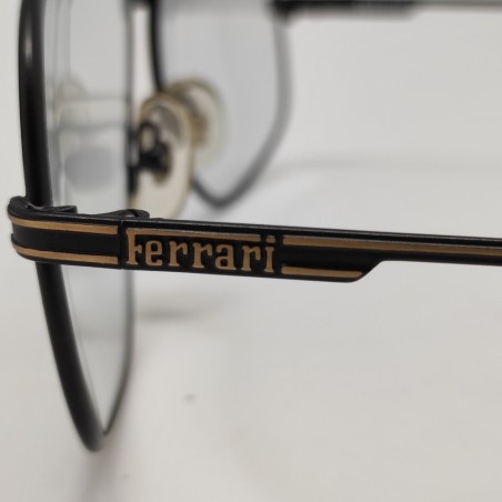 Occhiali Ferrari montatura aviatore in cofanetto Mille Miglia metallico. Buono