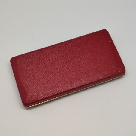 Cofanetto per orologio Eterna rosso. Leggermente sbucciato
