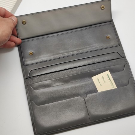 Porta documenti Concord in pelle, grigio e multitasche. Buone condizioni