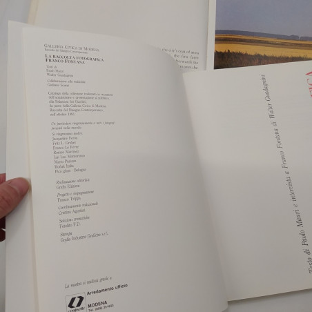 Lotto di 2 libri di Franco Fontana e Enzo Biagi, 1991/1977. Sbucciature