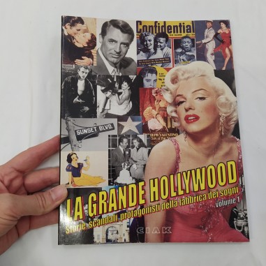 Volume La Grande Hollywood Vol. 1, supplemento a Ciak, 2003. Macchie e aloni