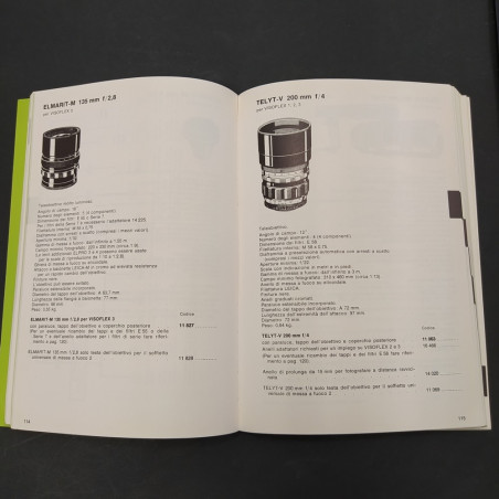 Catalogo macchine fotografiche Leica, 1982. Ingrigimenti in copertina