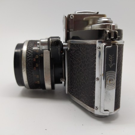 Macchina fotografica Exakta II, obiettivo Flektogon 2,8/35. Non funzionante