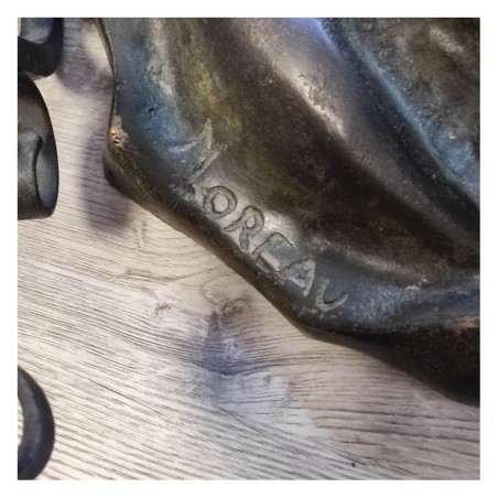 Tavolino ovale in vetro con scultura femminile in bronzo Moreau