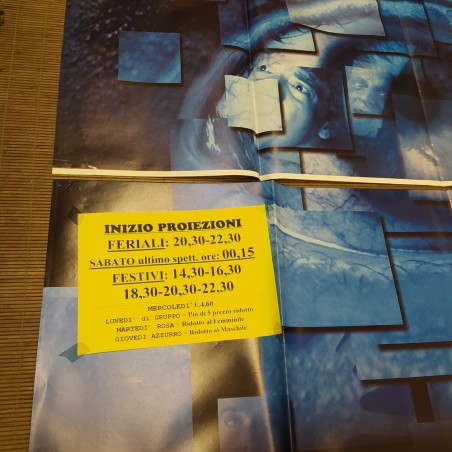 Manifesto originale Hypercube – Il cubo 2 2003 Due fogli, segni di scotch...