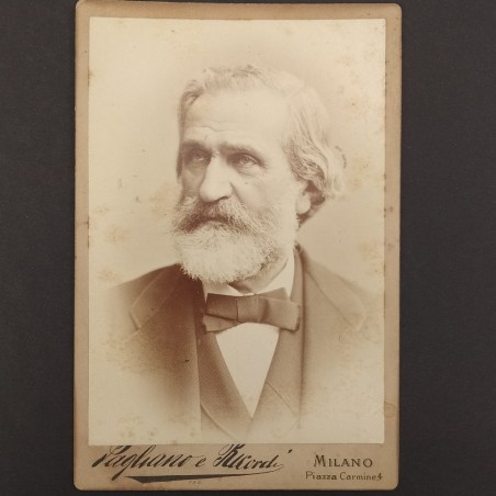 Fotografia di Giuseppe Verdi su cartoncino Pagliano, impresario teatrale Ricordi