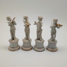 Lotto di 4 statuine in biscuit Capodimonte angioletti sunatori 2