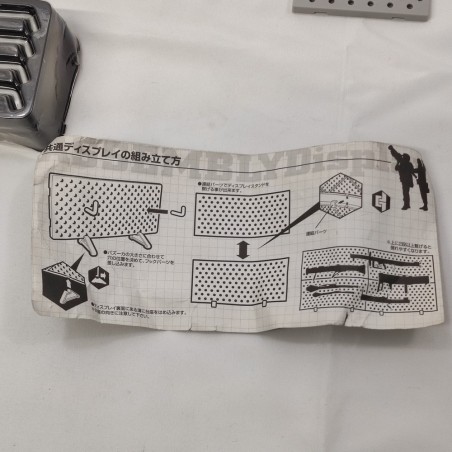 Lanciarazzi controcarro tedesco Panzerfaust + borraccia e mani ricambi sc. 1/6