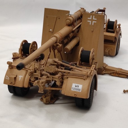 Cannone tedesco Flak 36 88 mm WWII sc. 1/18 scomponibile livrea Africa Korps