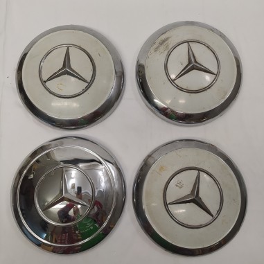 Lotto di 4 borchie Mercedes 190 SL, diametro 24,5 cm smaltate. Punti di ruggine