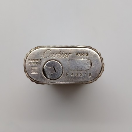 Accendino Cartier placcato in argento con patina e graffi in cofanetto originale