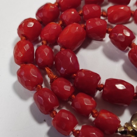 Collana corta girocollo in barilotti di corallo rosso intenso fermaglio argento