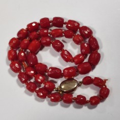 Collana corta girocollo in barilotti di corallo rosso intenso fermaglio argento 2