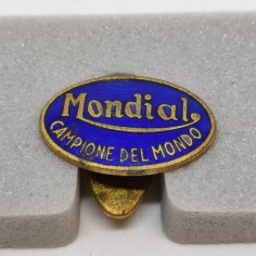Spillino moto Mondial Campione del Mondo smaltato per collezionisti. Buono 2
