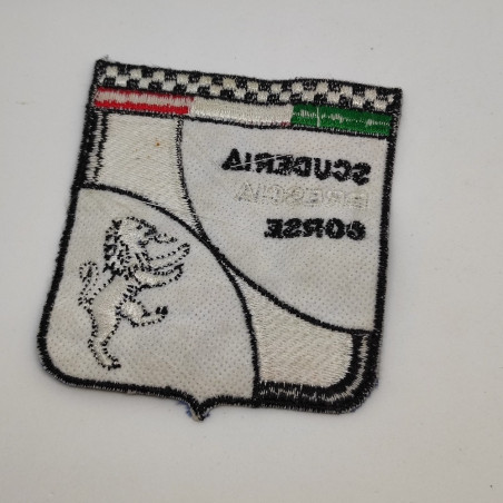 Distintivo della Scuderia Brescia Corse in tessuto ricamato. Ottimo