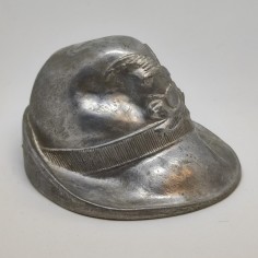 Raduno Lambretta Bassano del Grappa 18/06/1960 in forma di cappello di alpino 2