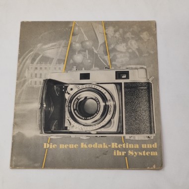 Catalogo Kodak Retina in tedesco 1954. Ingiallimenti e sbiaditure in copertina