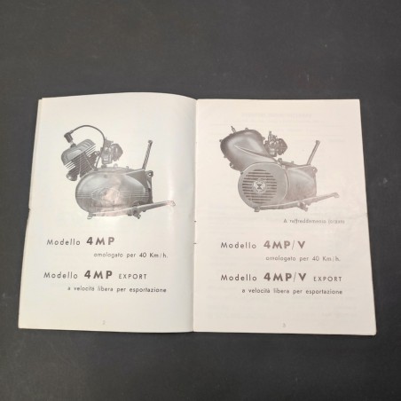 Catalogo e libretto uso e manutenzione ciclomotore Malaguti, 1969. Macchie