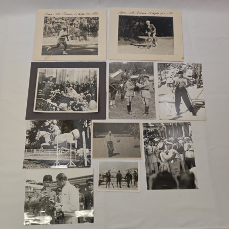 Lotto di 10 foto di Benito Mussolini, alcune personali inedite con annotazioni