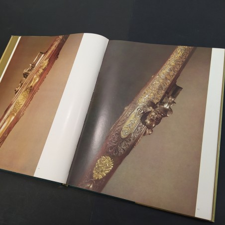 Libro Fine arms from Tula  1977