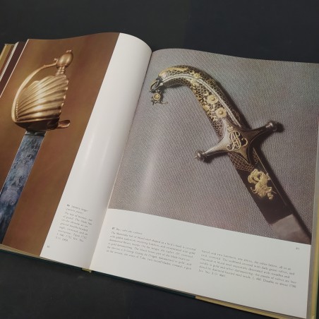 Libro Fine arms from Tula  1977