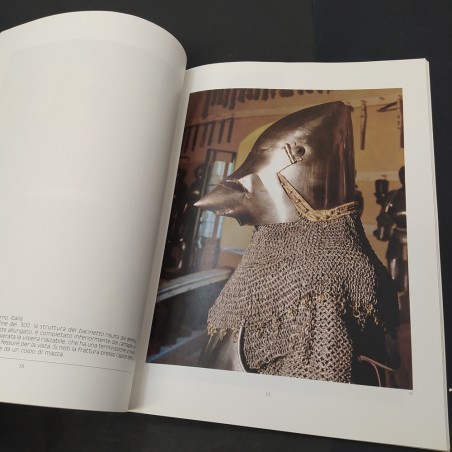 Libro Armi e armature medioevali Francesco Rossi 1990