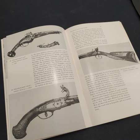 Libro Guide to the collection Arms and armour – The metropolitan museum of art A