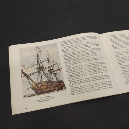 Libro H.M.S. Victory Official Guide  1973