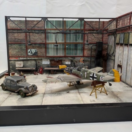 Diorama scala 1/48 WWII tedesco campagna inghilterra hangar Bretagna