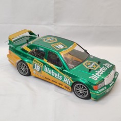 Modello auto Tamiya anni 90 restaurata anni 90 sc. 1/10 con motore 2