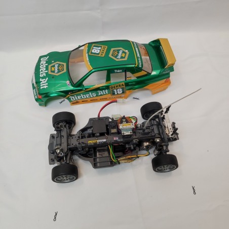 Modello auto Tamiya anni 90 restaurata anni 90 sc. 1/10 con motore