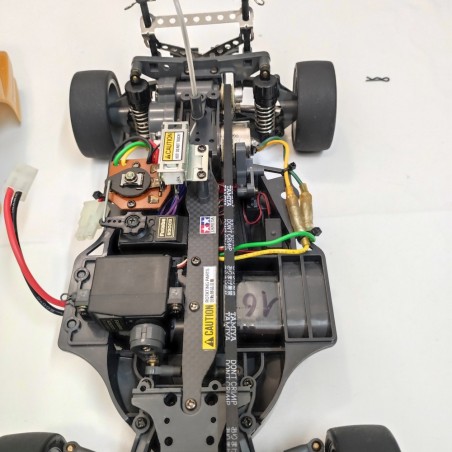 Modello auto Tamiya anni 90 restaurata anni 90 sc. 1/10 con motore