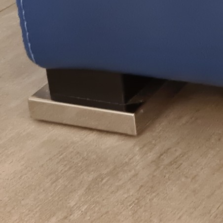 Pouff in pelle blu piede in metallo 83x63 h 40 cm