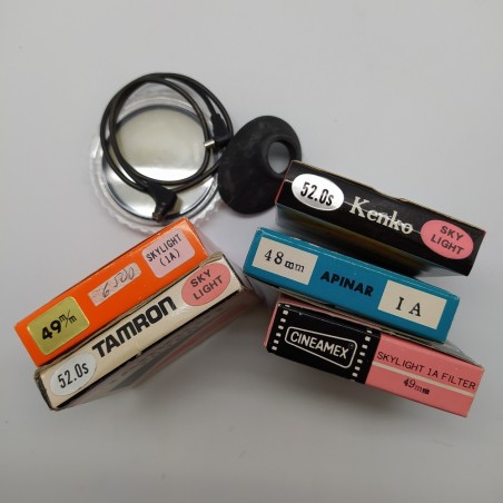 Lotto di 5 confezioni vuote filtri fotografici e un filtro