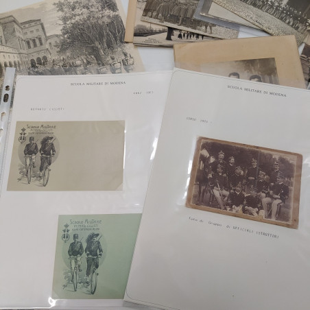 Lotto di 63 foto e cartoline dell'accademia militare di Modena, inizi '900
