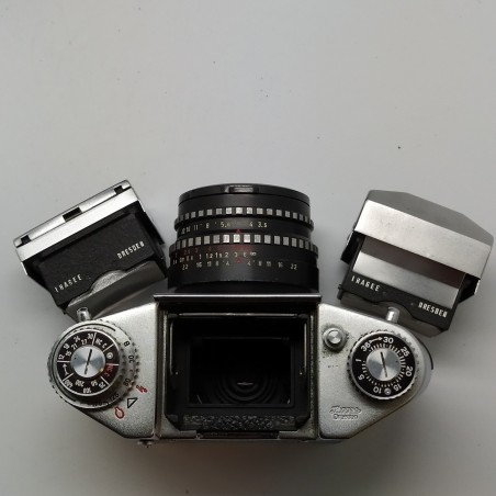 Macchina fotografica Exa I, due obiettivi, filtro, esposimetro e borsa. Buono