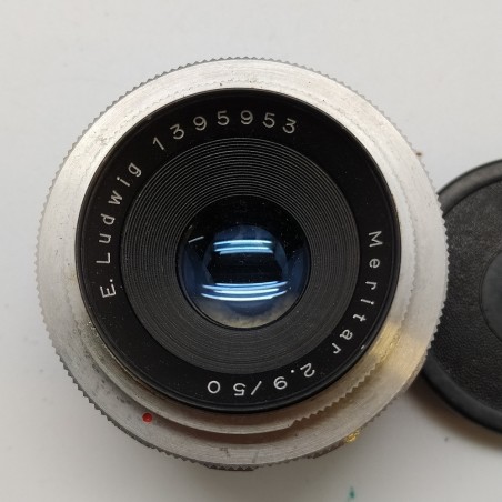 Macchina fotografica Exa I, due obiettivi, filtro, esposimetro e borsa. Buono