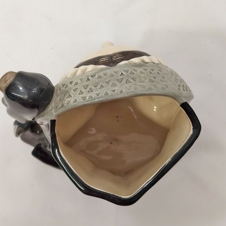 Ceramica vaso Royal Doulton ritratto di Anna Bolena con ascia, 1975. Buono