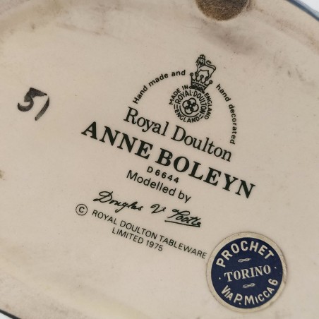 Ceramica vaso Royal Doulton ritratto di Anna Bolena con ascia, 1975. Buono