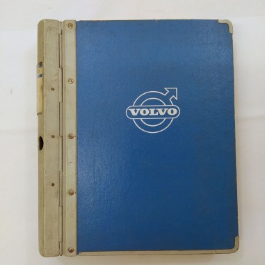 Catalogo parti di ricambio Parts Catalogue 164 Volvo in tedesco. Macchie