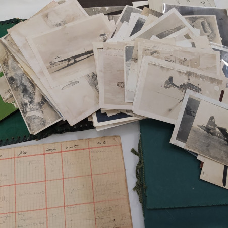 Lotto di documenti e foto sull'aviazione legionaria e personali anni 30/40