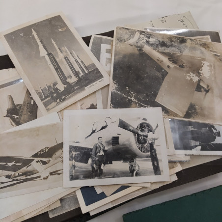 Lotto di documenti e foto sull'aviazione legionaria e personali anni 30/40